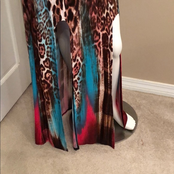 Dress - Picture 3 of 4